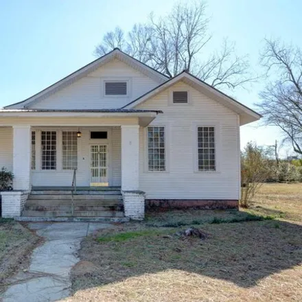 Buy this 2 bed house on 813 West Church Street in Newton, Newton County