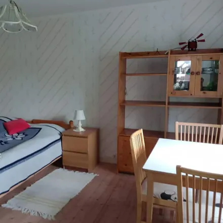 Rent this 3 bed house on Frösekevägen in 380 42 Orrefors, Sweden