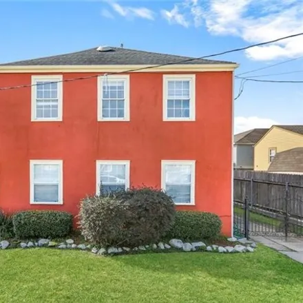 Rent this 3 bed house on 2330 Mendez Street in New Orleans, LA 70122