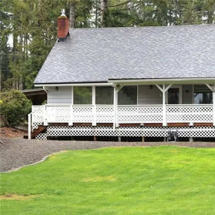 Buy this 3 bed house on 147 East Ballantrae Drive in Mason County, WA 98584