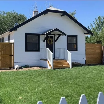 Buy this 3 bed house on 4833 West Arlington Avenue in Yakima, WA 98908