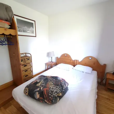 Rent this 2 bed apartment on Besse-et-Saint-Anastaise in Rond-Point des Pistes, 63610 Besse-et-Saint-Anastaise