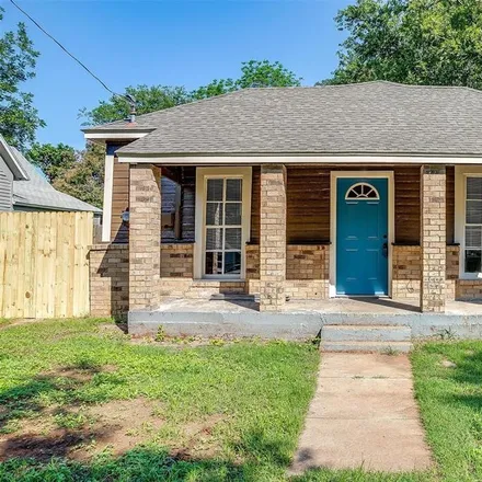 Buy this 3 bed house on 508 West Heard Street in Cleburne, TX 76033