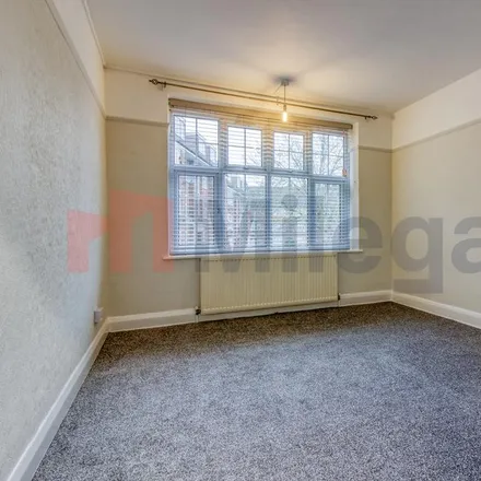 Rent this 2 bed apartment on 38-43 Wynash Gardens in London, SM5 3PU