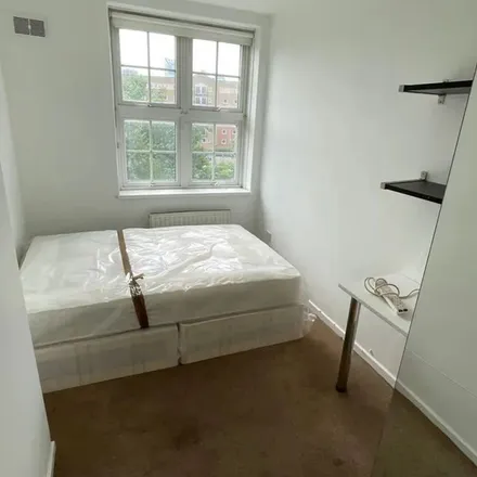 Rent this 1 bed apartment on Tabard House in Manciple Street, Bermondsey Village