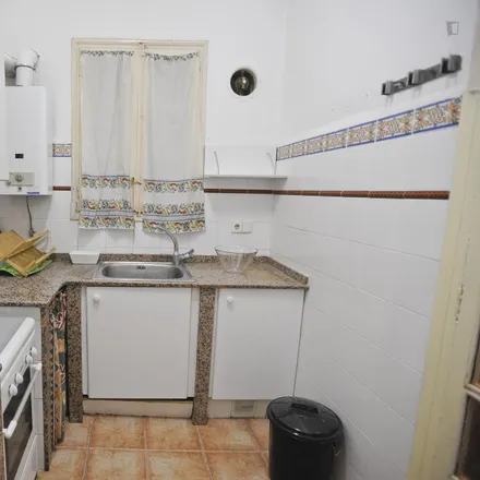 Image 4 - Carrer del Naturalista Rafael Cisternas, 46021 Valencia, Spain - Room for rent