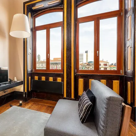 Rent this studio apartment on 4000-008 Distrito de Leiria