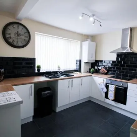 Rent this 5 bed house on Hadfield Street in Wombwell, S73 0JP