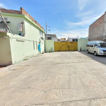 Image 2 - Las Peñas Avenue, Ciudad Satélite, José Luis Bustamante y Rivero 04009, Peru - House for sale