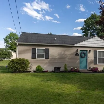 Buy this 3 bed house on 2502 Spaulding Dr in Corning, New York