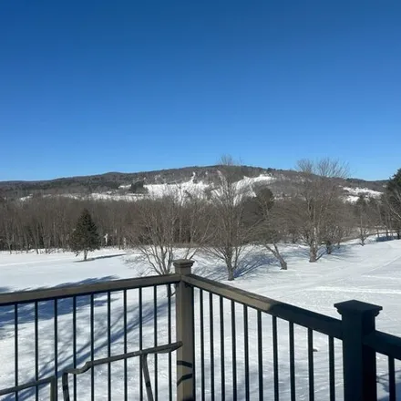 Buy this 2 bed condo on Otter Road in Quechee, Windsor County