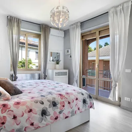 Image 1 - Lesa, Novara, Italy - Apartment for rent