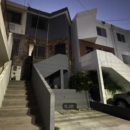 Rent this 2 bed townhouse on Avenida San Jerónimo 300 in San Jerónimo, 64650 Monterrey