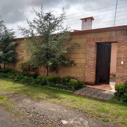 Buy this 2 bed house on Calle San Miguel in 50265 Cacalomacan, MEX