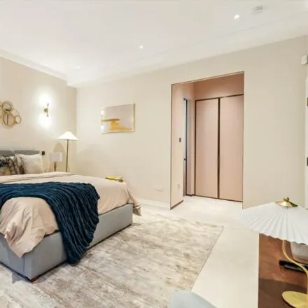 Image 1 - 4 Southwick Place, London, W2 2TL, United Kingdom - Room for rent