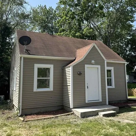 Buy this 3 bed house on 3906 Grayston Avenue in Fort Wayne, IN 46806