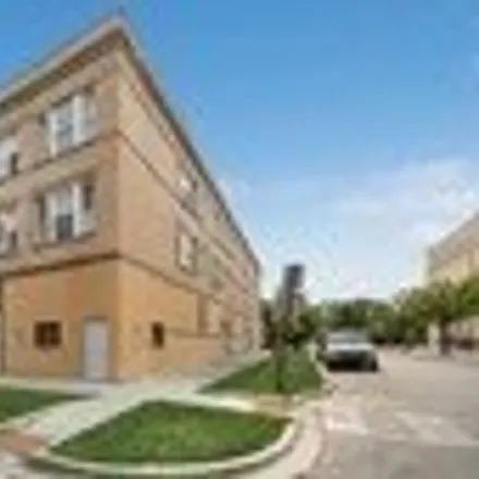 Image 1 - 1500 South Lawndale Avenue, Chicago, IL 60623, USA - House for sale