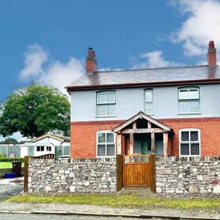 Buy this 3 bed house on unnamed road in Caerwys, CH7 5BN