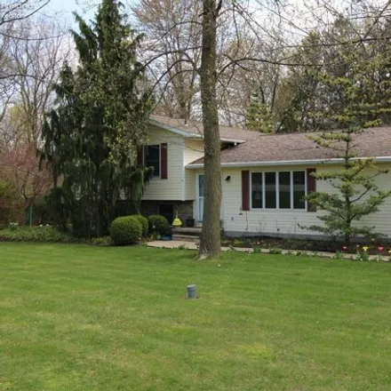 Buy this 4 bed house on 4799 East Janes Lane in Catawba Island Township, OH 43452
