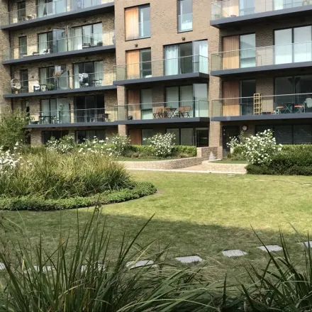 Image 2 - Merlin Court, Saundby Lane, London, SE3 9ER, United Kingdom - Apartment for rent