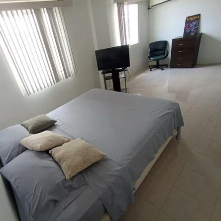 Rent this 1 bed house on Avenida 32 in 130206, Manta