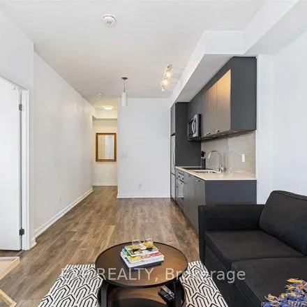 Image 5 - 129 George Henry Boulevard, Toronto, ON M2J 0A9, Canada - Apartment for rent
