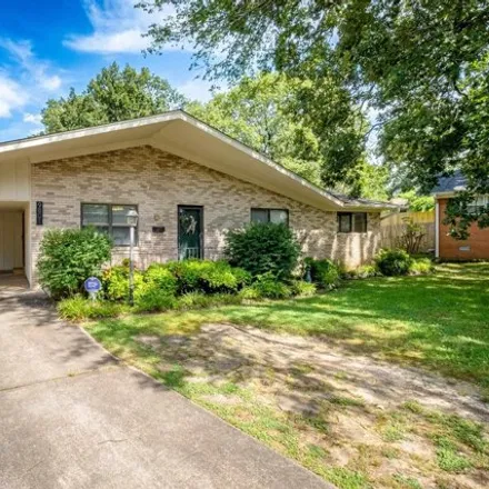 Buy this 3 bed house on 9801 Vinson Ct in Little Rock, Arkansas