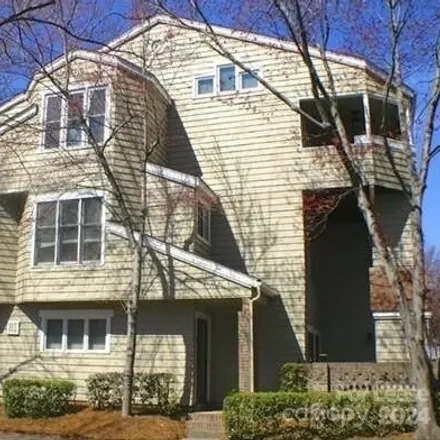 Rent this 2 bed condo on 423 West 8th Street in Charlotte, NC 28202