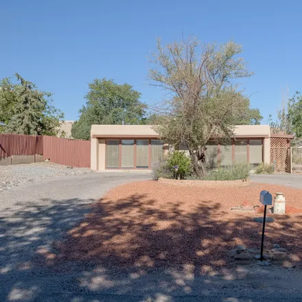 Buy this 3 bed house on 1803 Daybreak Road Southeast in Rio Rancho, NM 87124