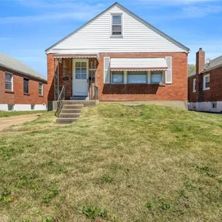 Buy this 2 bed house on 6893 Roberts Avenue in University City, MO 63130