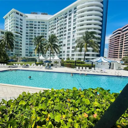 Image 4 - Seacoast 5151 Condominium, 5151 Collins Avenue, Miami Beach, FL 33140, USA - Condo for sale