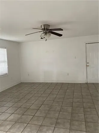 Image 2 - 430 Florida Boulevard, Lakeview, New Orleans, LA 70124, USA - Condo for rent