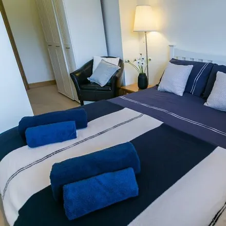 Rent this 2 bed apartment on Cylch-y-Garn in LL65 4ES, United Kingdom