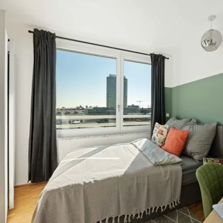 Rent this 5 bed room on Green Levels in Tübinger Straße, 80686 Munich