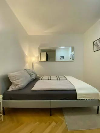 Rent this 5 bed room on Kunreuthstraße 60 in 81249 Munich, Germany