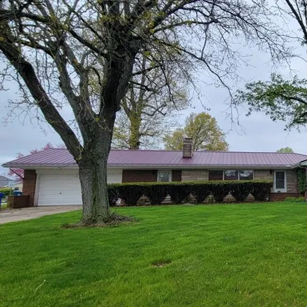 Buy this 3 bed house on 800 East Southway Boulevard in Kokomo, IN 46902