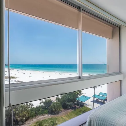 Rent this 2 bed apartment on Siesta Key in FL, 34242