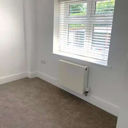 Image 9 - Eythorne Court, 1 Windmill Lane, Ewell, KT17 1HY, United Kingdom - Apartment for rent