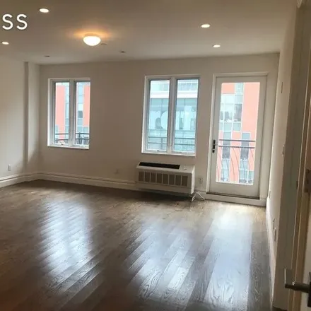 Image 7 - 525 Myrtle Avenue, New York, NY 11205, USA - Condo for rent