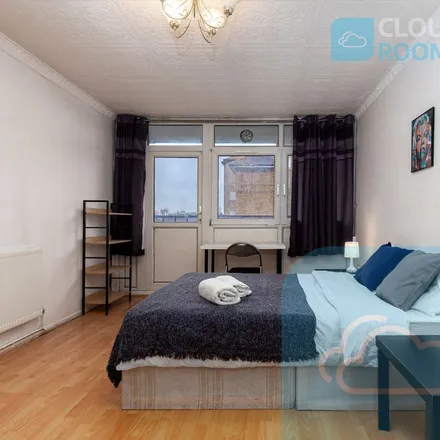 Rent this 1 bed apartment on Crispin Hall in Clarks Village, 83 High Street