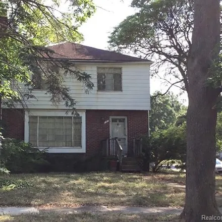 Buy this 4 bed house on 2 Neome Drive in Pontiac, MI 48341