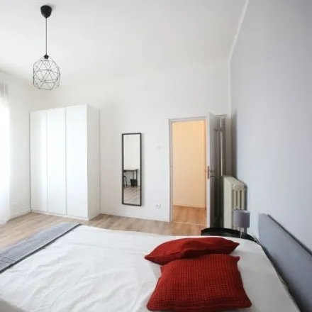 Image 3 - Via Giuseppe Soli, 9, 41121 Modena MO, Italy - Room for rent
