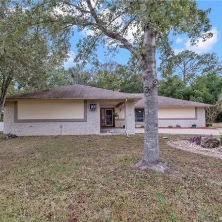 Buy this 3 bed house on 10 Pine Drive in Citrus County, FL 34446