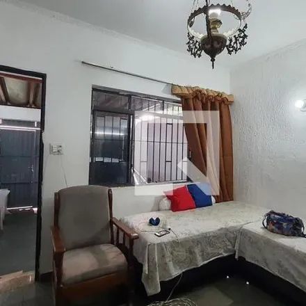 Buy this 2 bed house on Rua Paschoal Mastroeni 152 in Vila Paulicéia, São Paulo - SP