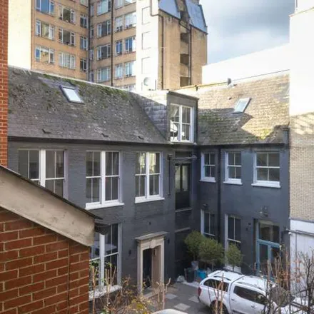 Image 5 - Skanska, 120 Aldersgate Street, Barbican, London, EC1A 4JQ, United Kingdom - Apartment for rent