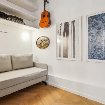 Rent this 2 bed apartment on 5 Rue Mandar in 75002 Paris, France