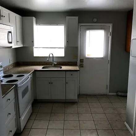 Rent this 2 bed apartment on 527;529;531;533 Dexter Street in Salt Lake City, UT 84116