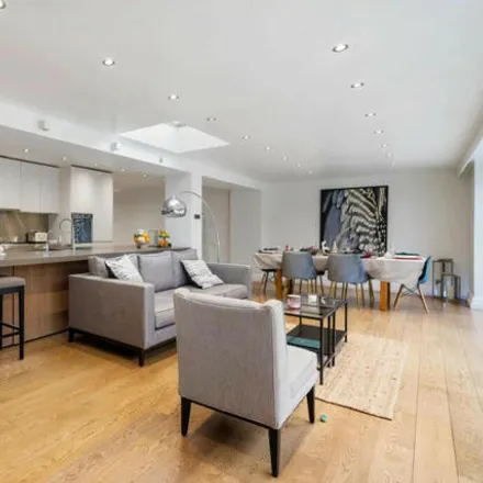 Image 3 - Marrick House, Mortimer Crescent, London, NW6 5NT, United Kingdom - House for rent