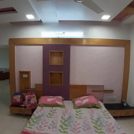 Rent this 3 bed apartment on unnamed road in Usmanpura, Navrangpura - 380009