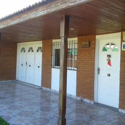 Buy this 2 bed house on Avenida 7 y 618 in Avenida 7, Barrio Aeropuerto